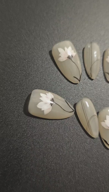 Colorfulnails(103）Hand-painted  almond shape press on nails with hand made  flower